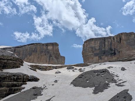 Refugio Serradets desde Bujaruelo Refugio Serradets desde Bujaruelo