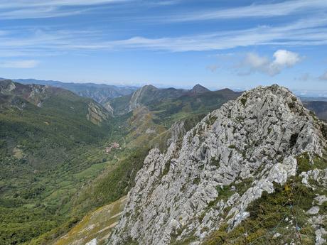 Bigaros y Muñón (Travesía de Saliencia a Torrestío) Bigaros y Muñón (Travesía de Saliencia a Torrestío)