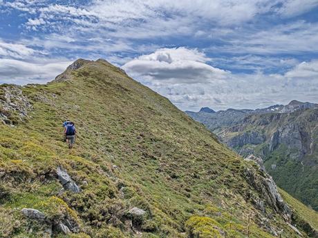 Bigaros y Muñón (Travesía de Saliencia a Torrestío) Bigaros y Muñón (Travesía de Saliencia a Torrestío)