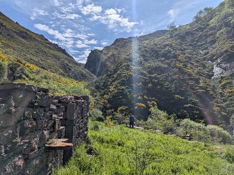 Bigaros y Muñón (Travesía de Saliencia a Torrestío) Bigaros y Muñón (Travesía de Saliencia a Torrestío)