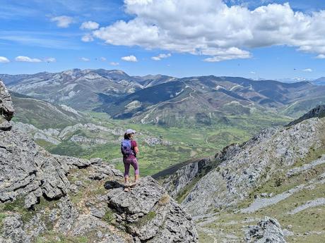 Picos Bodón y Cabañas desde Llamazares Picos Bodón y Cabañas desde Llamazares