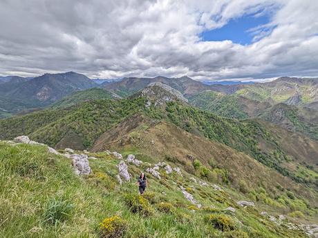Pico Guanalón desde Soto de Agues Pico Guanalón desde Soto de Agues