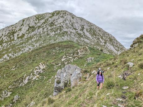 Pico Guanalón desde Soto de Agues Pico Guanalón desde Soto de Agues