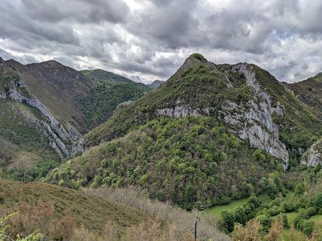 Pico Guanalón desde Soto de Agues Pico Guanalón desde Soto de Agues