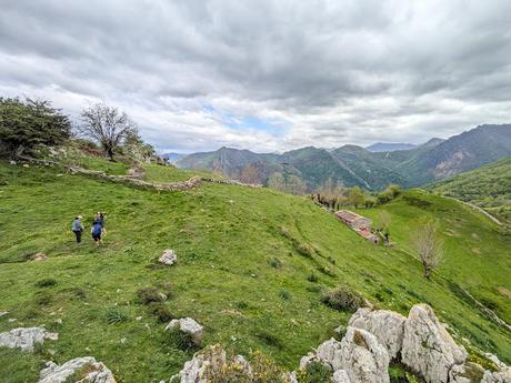Pico Guanalón desde Soto de Agues Pico Guanalón desde Soto de Agues