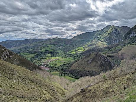 Pico Guanalón desde Soto de Agues Pico Guanalón desde Soto de Agues