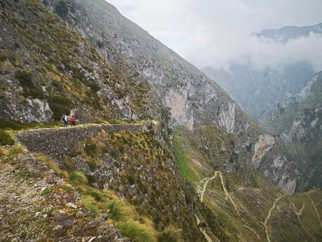 De S.Esteban de Cuñaba a Urdón:  Pasá Picayo y Camino de la Peña.