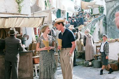 Mama sapiens + Madame Clicquot + A good woman Mama sapiens + Madame Clicquot + A good woman