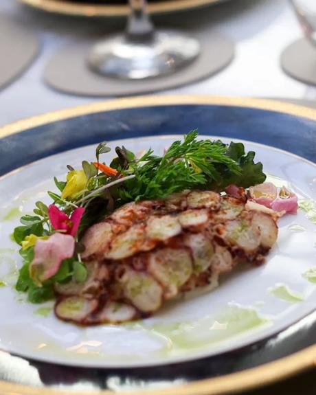 CALAF: el nuevo restaurante del Hotel Meliá Recoleta que combina sofisticación y sabor carpaccio de pulpo