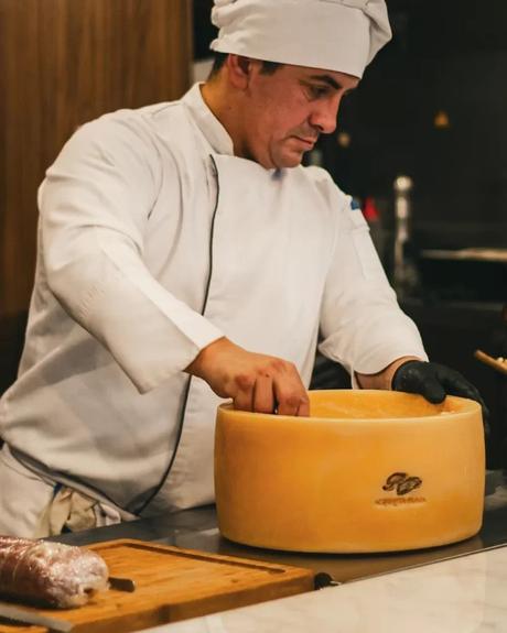 CALAF: el nuevo restaurante del Hotel Meliá Recoleta que combina sofisticación y sabor cacio e pepe