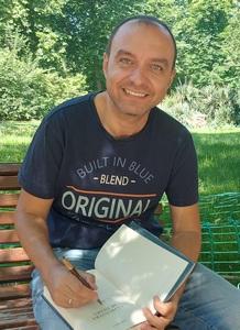 «Hijos de la luna», de José Zoilo «Hijos de la luna», de José Zoilo