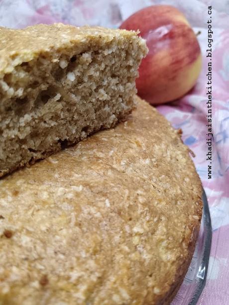 GÂTEAU AUX POMMES ET À LA NOIX DE COCO / APPLE COCONUT CAKE / BIZCOCHO DE MANZANA Y COCO / كعكة التفاح و جوز الهند