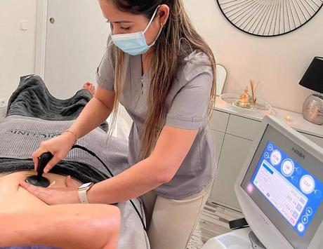 Radiofrecuencia corporal: reafirma tu piel sin pasar por quirófano Radiofrecuencia corporal en DiClinic (Las Tablas)