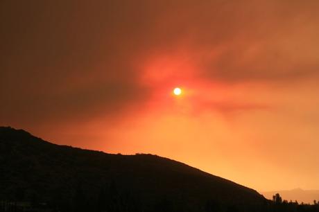 58.- 1920px-Red_Sky_at_Morning_San_Diego_22_Oct_2007_v2.jpg