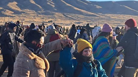 BOLIVIA : CELEBRACIÓN DEL AÑO NUEVO AYMARA EN TIWANAKU BOLIVIA : CELEBRACIÓN DEL AÑO NUEVO AYMARA EN TIWANAKU