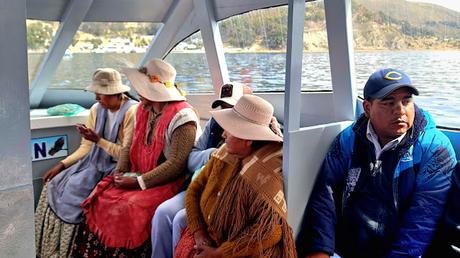 BOLIVIA : LAS ISLAS DEL SOL Y LA LUNA EN EL LAGO TITICACA