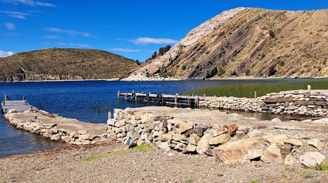 BOLIVIA : LAS ISLAS DEL SOL Y LA LUNA EN EL LAGO TITICACA BOLIVIA : LAS ISLAS DEL SOL Y LA LUNA EN EL LAGO TITICACA