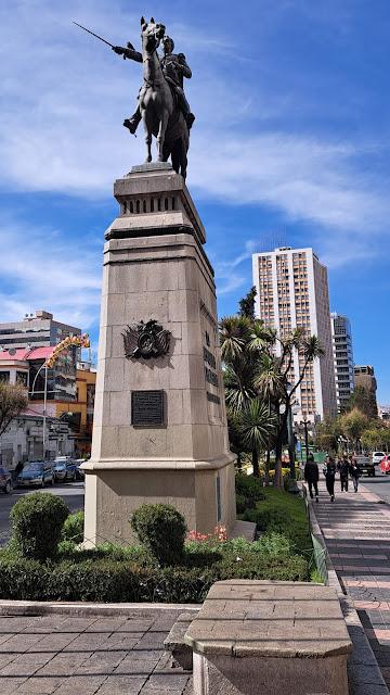 BOLIVIA: LA PAZ, LA CIUDAD SUMERGIDA EN UNA CALDERA BOLIVIA: LA PAZ, LA CIUDAD SUMERGIDA EN UNA CALDERA