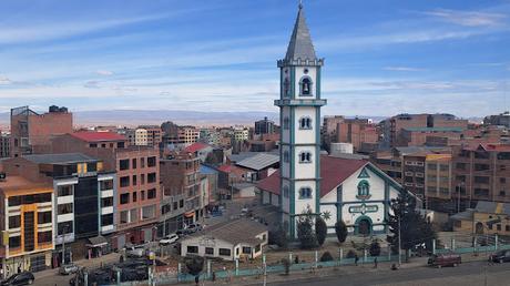 BOLIVIA: LA PAZ, LA CIUDAD SUMERGIDA EN UNA CALDERA BOLIVIA: LA PAZ, LA CIUDAD SUMERGIDA EN UNA CALDERA