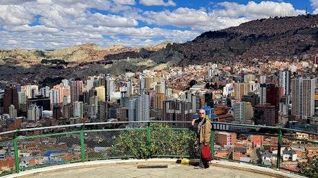 BOLIVIA: LA PAZ, LA CIUDAD SUMERGIDA EN UNA CALDERA BOLIVIA: LA PAZ, LA CIUDAD SUMERGIDA EN UNA CALDERA