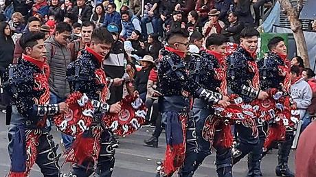 BOLIVIA: LA FIESTA DEL GRAN PODER EN LA PAZ BOLIVIA: LA FIESTA DEL GRAN PODER EN LA PAZ