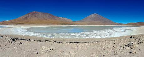 BOLIVIA : EL P. N. EDUARDO AVAROA Y EL VOLCÁN SOL DE MAÑANA BOLIVIA : EL P. N. EDUARDO AVAROA Y EL VOLCÁN SOL DE MAÑANA