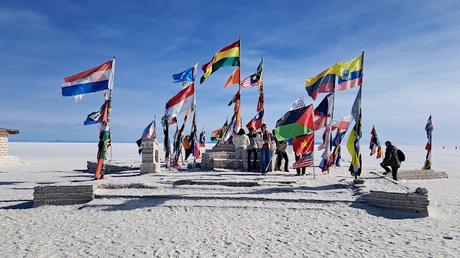 BOLIVIA : EL SALAR DE UYUNI BOLIVIA : EL SALAR DE UYUNI