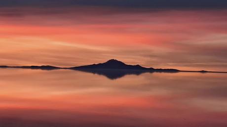 BOLIVIA : EL SALAR DE UYUNI BOLIVIA : EL SALAR DE UYUNI