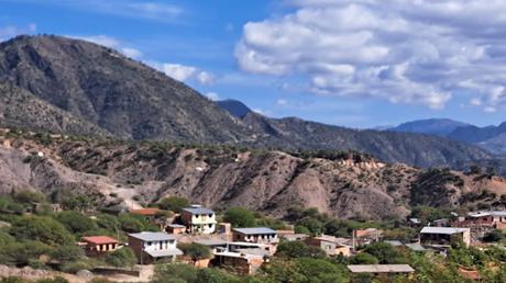 BOLIVIA :  POTOSÍ, LA CIUDAD MINERA