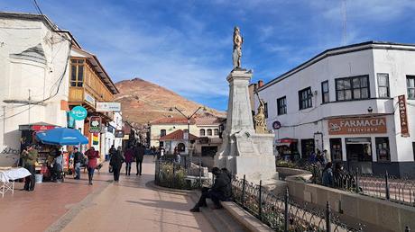 BOLIVIA : POTOSÍ, LA CIUDAD MINERA BOLIVIA : POTOSÍ, LA CIUDAD MINERA