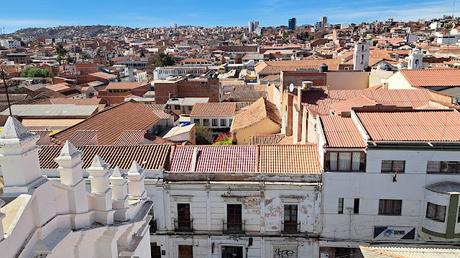 BOLIVIA : LA CIUDAD BLANCA DE SUCRE BOLIVIA : LA CIUDAD BLANCA DE SUCRE