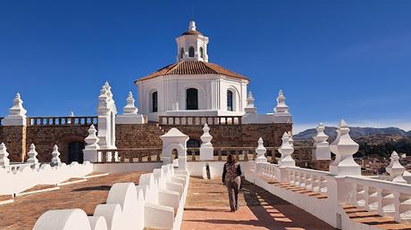 BOLIVIA : LA CIUDAD BLANCA DE SUCRE BOLIVIA : LA CIUDAD BLANCA DE SUCRE