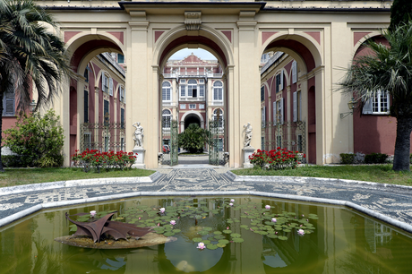 Recorriendo Génova y sus símbolos: descubre exposiciones y eventos del Palacio Real de Génova. image.png