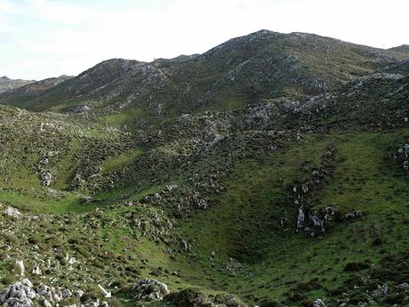 Asiegu-Picu Tiedu-La Cabeza Ubena-Tornallás