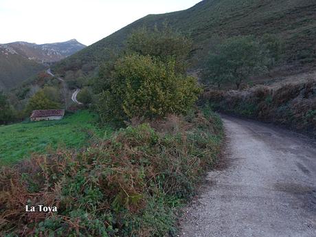 Asiegu-Picu Tiedu-La Cabeza Ubena-Tornallás