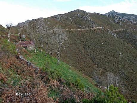 Asiegu-Picu Tiedu-La Cabeza Ubena-Tornallás