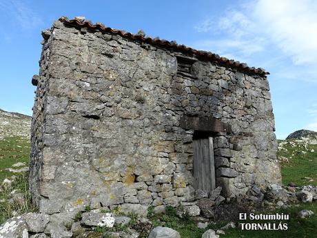 Asiegu-Picu Tiedu-La Cabeza Ubena-Tornallás