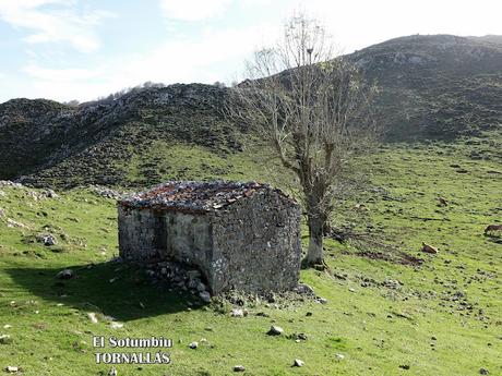 Asiegu-Picu Tiedu-La Cabeza Ubena-Tornallás