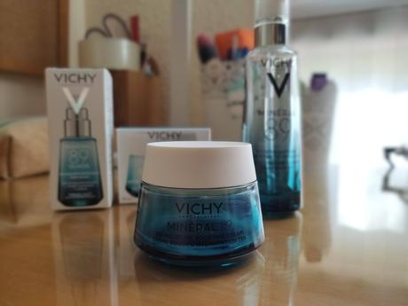Mis productos de la línea Vichy Mineral 89 Mi rutina con la línea Vichy Mineral 89