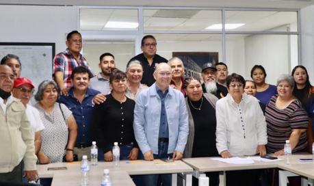 Acuerda alcalde Enrique Galindo con tianguistas modernización y profesionalización de los mercados sobre ruedas