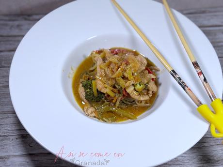 Chop suey de pollo y pavo