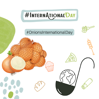 Bhaji de cebolla sin gluten con salsa raita Bhaji de cebolla sin gluten con salsa raita