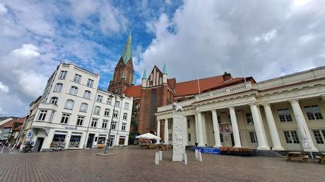 ALEMANIA : EL CASTILLO DE SCHWERIN ALEMANIA : EL CASTILLO DE SCHWERIN