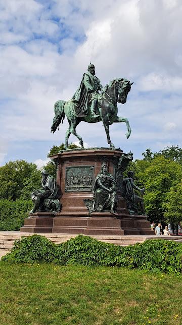 ALEMANIA : EL CASTILLO DE SCHWERIN ALEMANIA : EL CASTILLO DE SCHWERIN