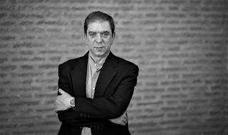 EL POEMA DE CADA DÍA. HOY,  LO EXACTO, DE JUAN  MANUEL VILLABA