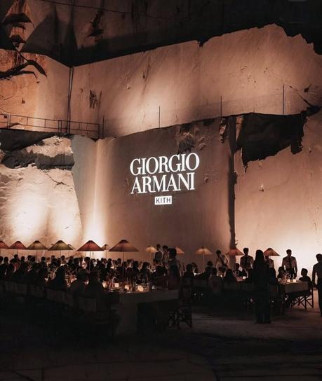 Una cena tallada en mármol: Kith x Armani en Carrara