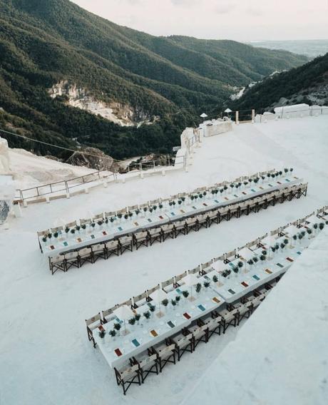 Una cena tallada en mármol: Kith x Armani en Carrara