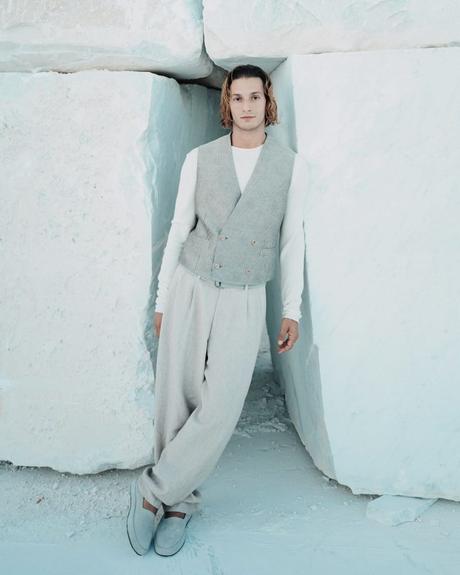 Una cena tallada en mármol: Kith x Armani en Carrara