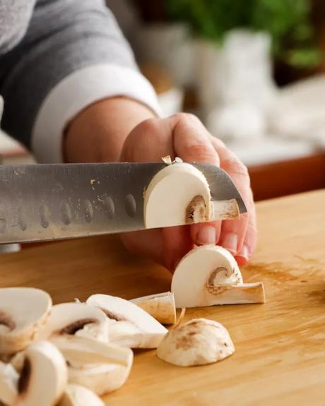 Strogonoff hongos cortados