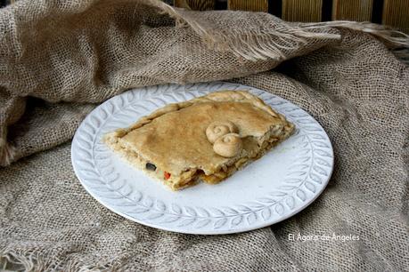 Empanada de pollo y champiñones Empanada de pollo y champiñones El Ágora de Ángeles
